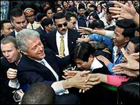 Ông Bill Clinton thăm Việt Nam năm 2000